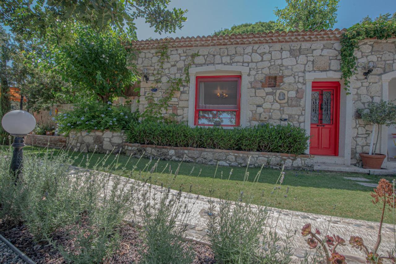 Villa Taraça Alaçatı Romantik Otel Exterior foto